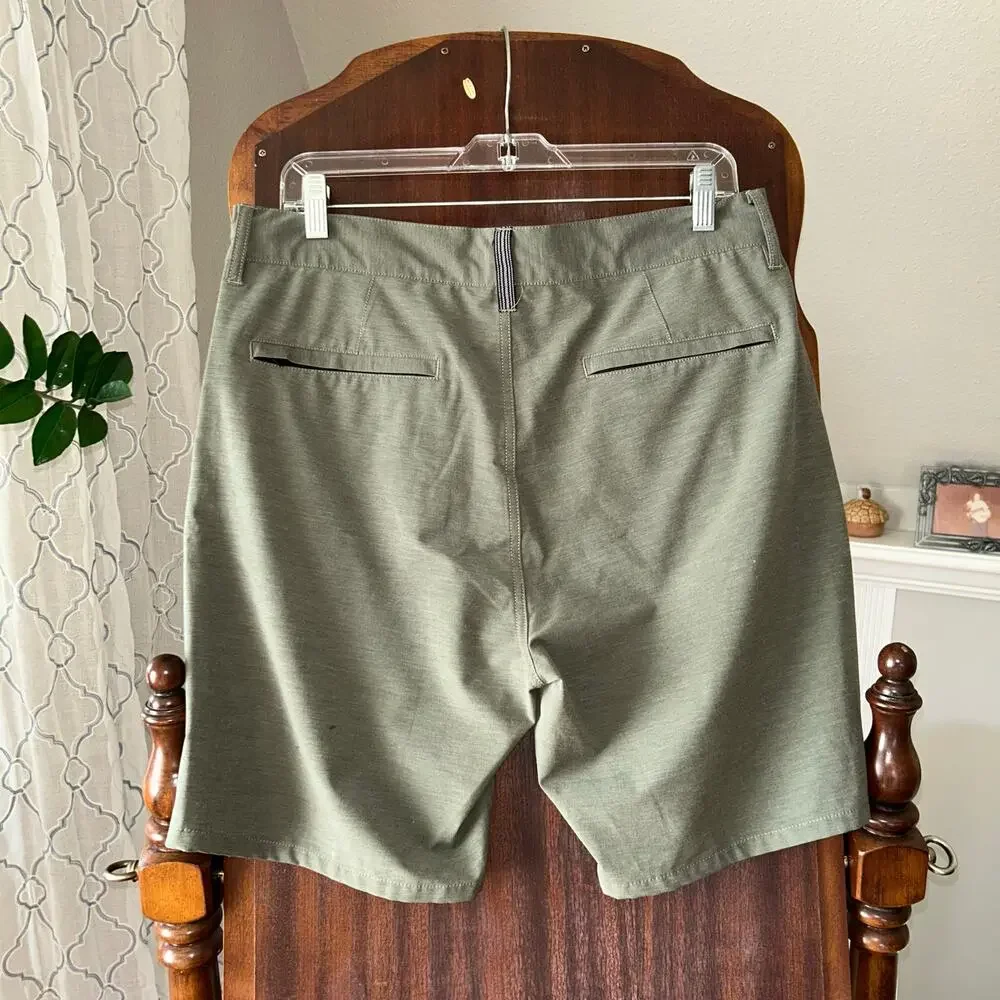 Laird Shorts Mens 31 Limited Edition Gray Hybrid Utility Golf